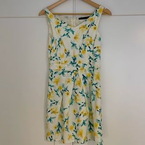 Zara V neck floral, multicolored dress size S